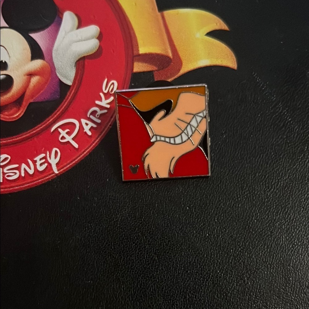 Disney Parks Goofy Enamel Pin